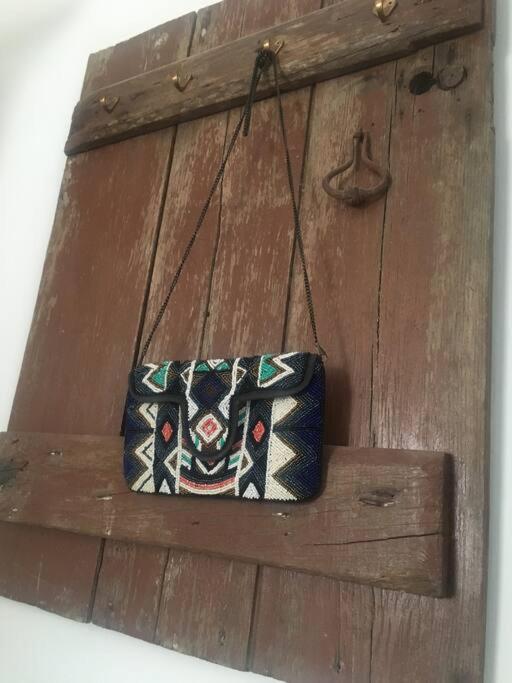Casa Del Fogon, En La Calle Del Castillo *